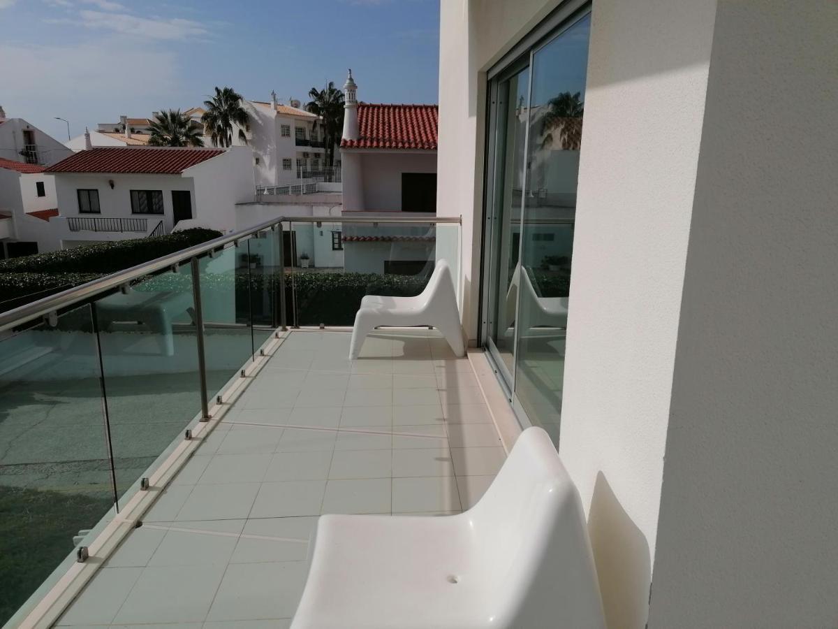 Modern With Sunny South Facing Terrace Apartamento *